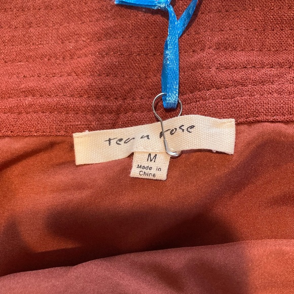 Boutique Button-Down Rust Skirt - Picture 2 of 6